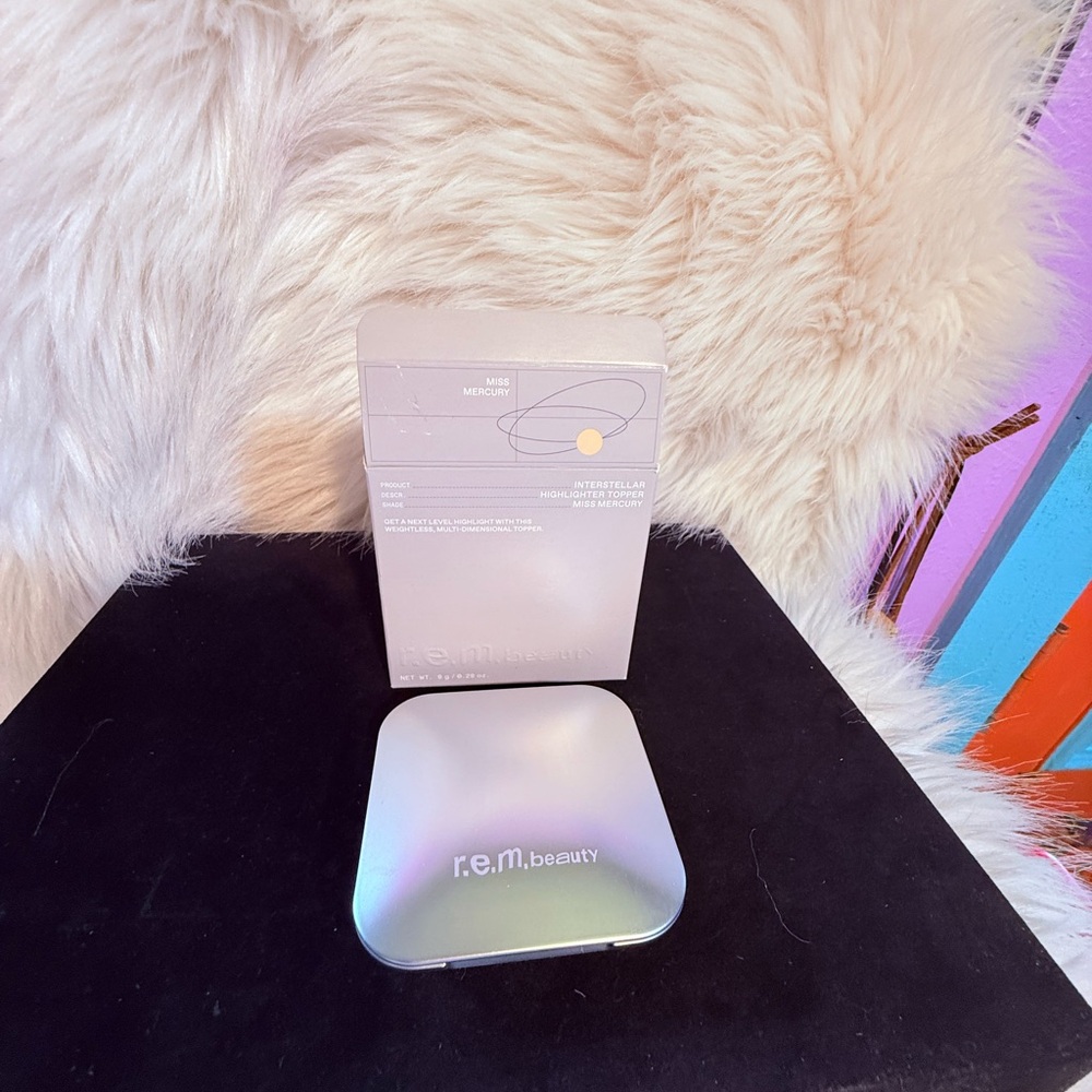 R.E.M. Interstellar Highlighter Topper - Miss Mercury - Picture 2 of 3
